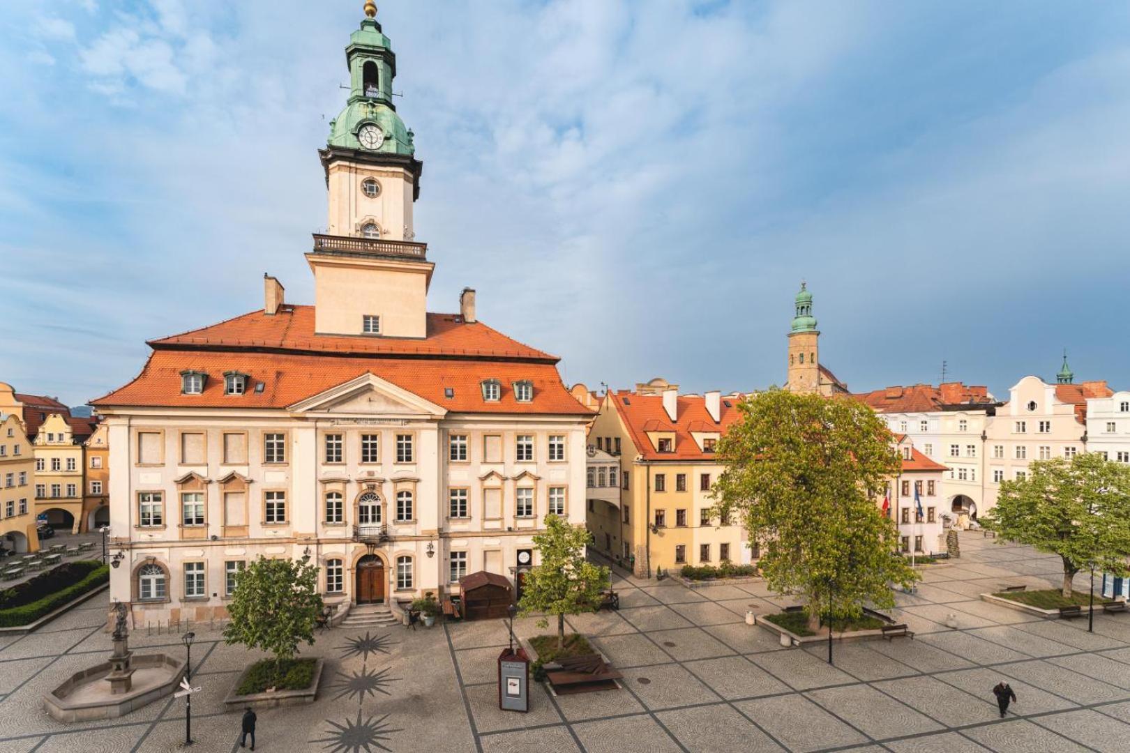 Apartament Ratuszlove - 2 Osobne Sypialnie, Z Widokiem Na Ratusz - By Spaceapart Jelenia Góra Eksteriør bilde
