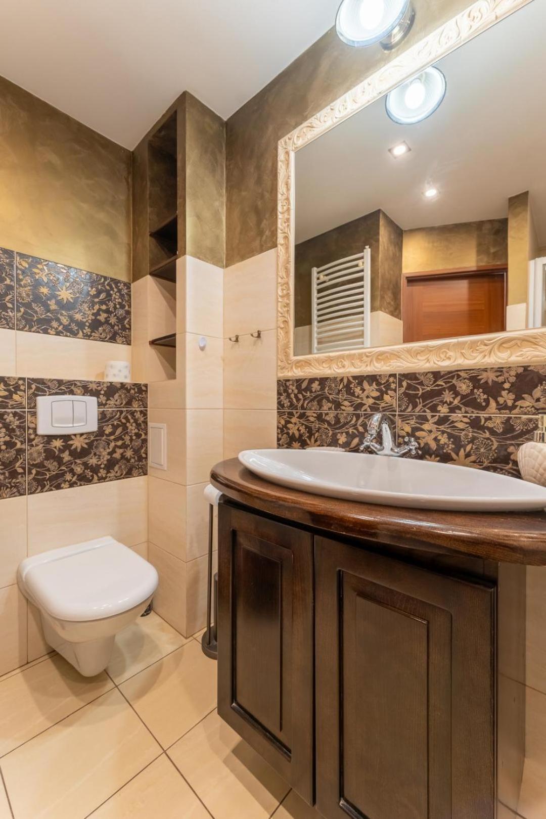 Apartament Ratuszlove - 2 Osobne Sypialnie, Z Widokiem Na Ratusz - By Spaceapart Jelenia Góra Eksteriør bilde